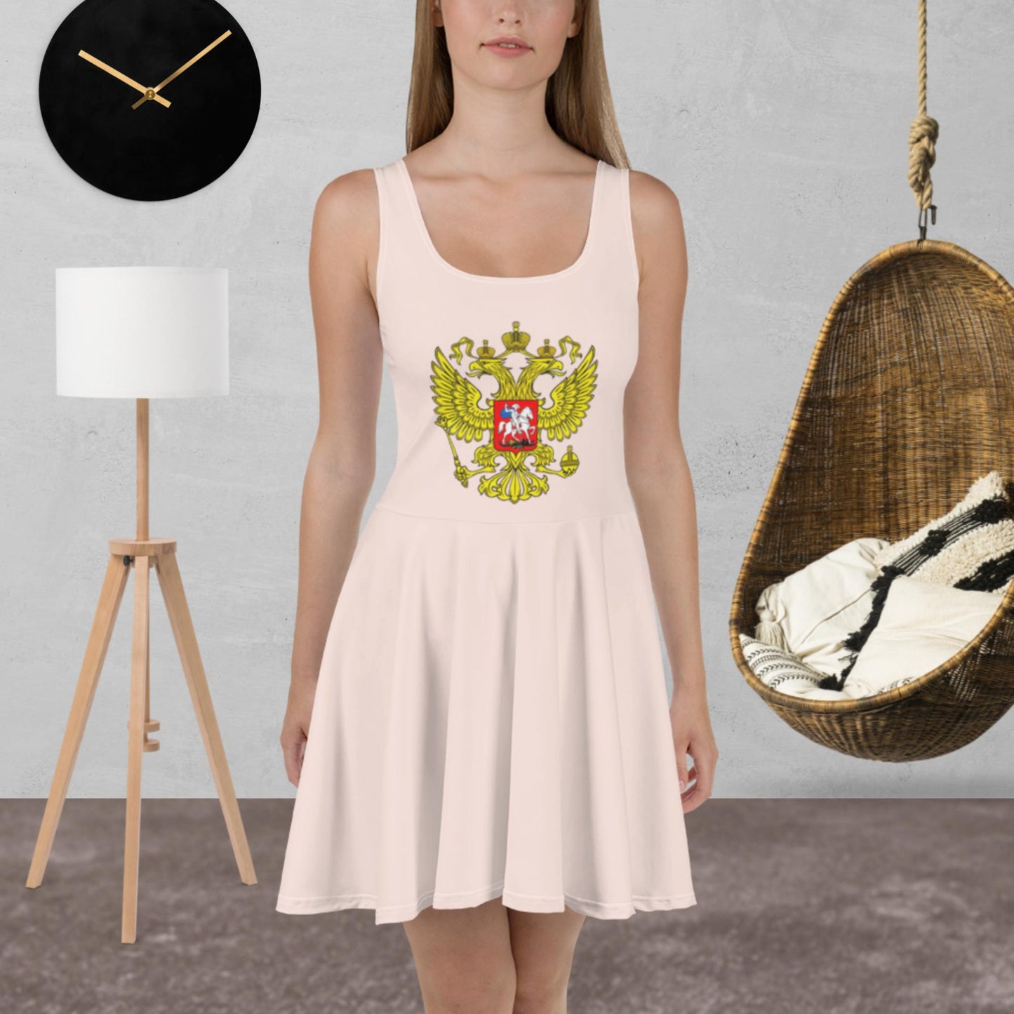 Skater-Kleid mit Russland-Wappen in Wisp Pink