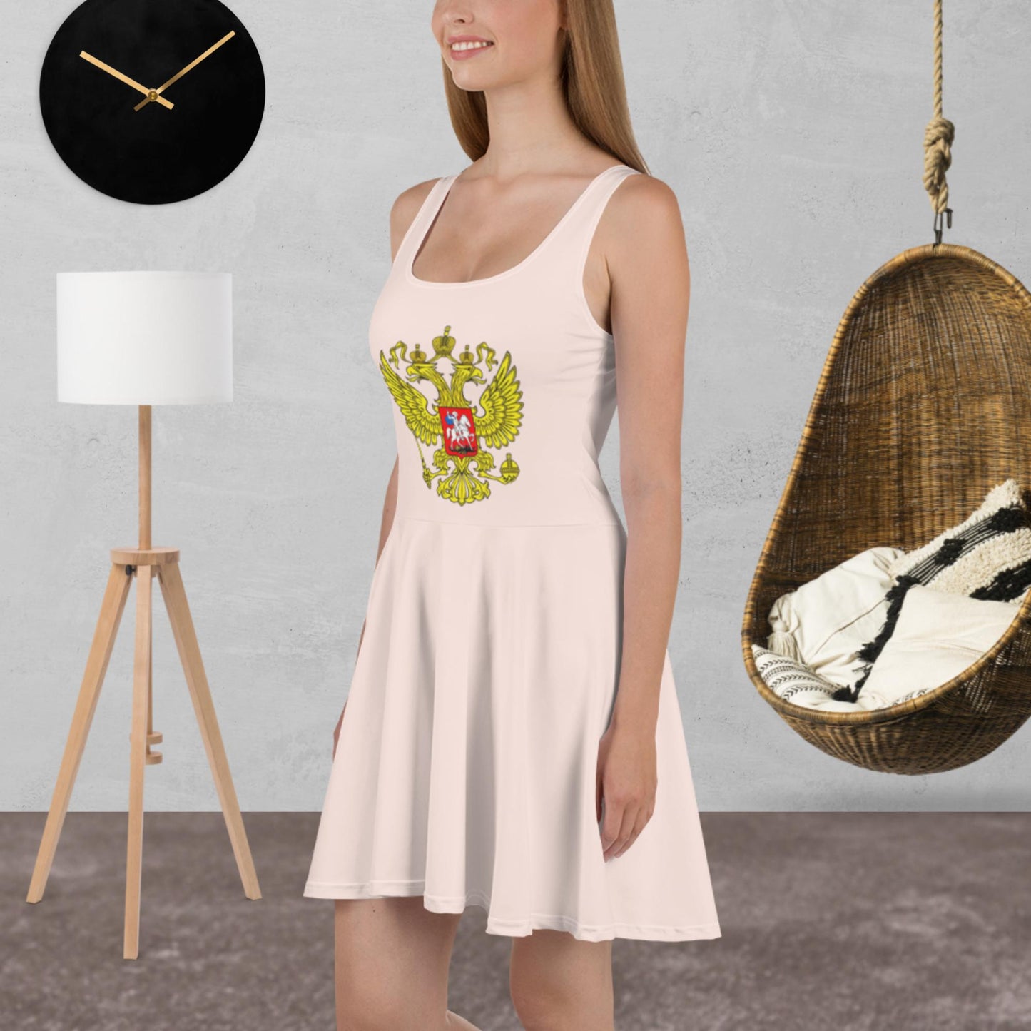 Skater-Kleid mit Russland-Wappen in Wisp Pink