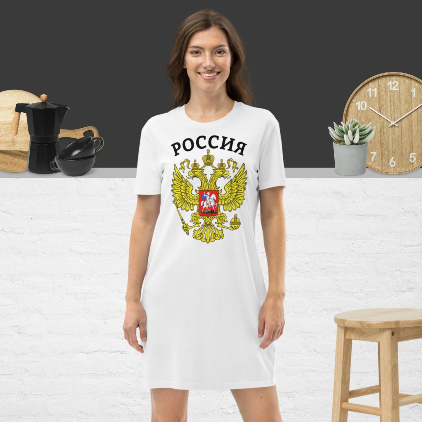 T-Shirt-Kleid aus organischer Baumwolle mit Russland-Wappen und in weiß oder pink