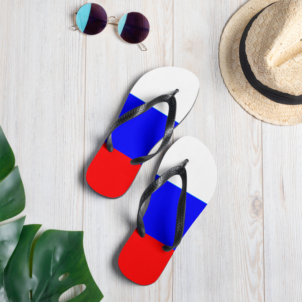 Flip-Flops in Farben der Russischen Flagge