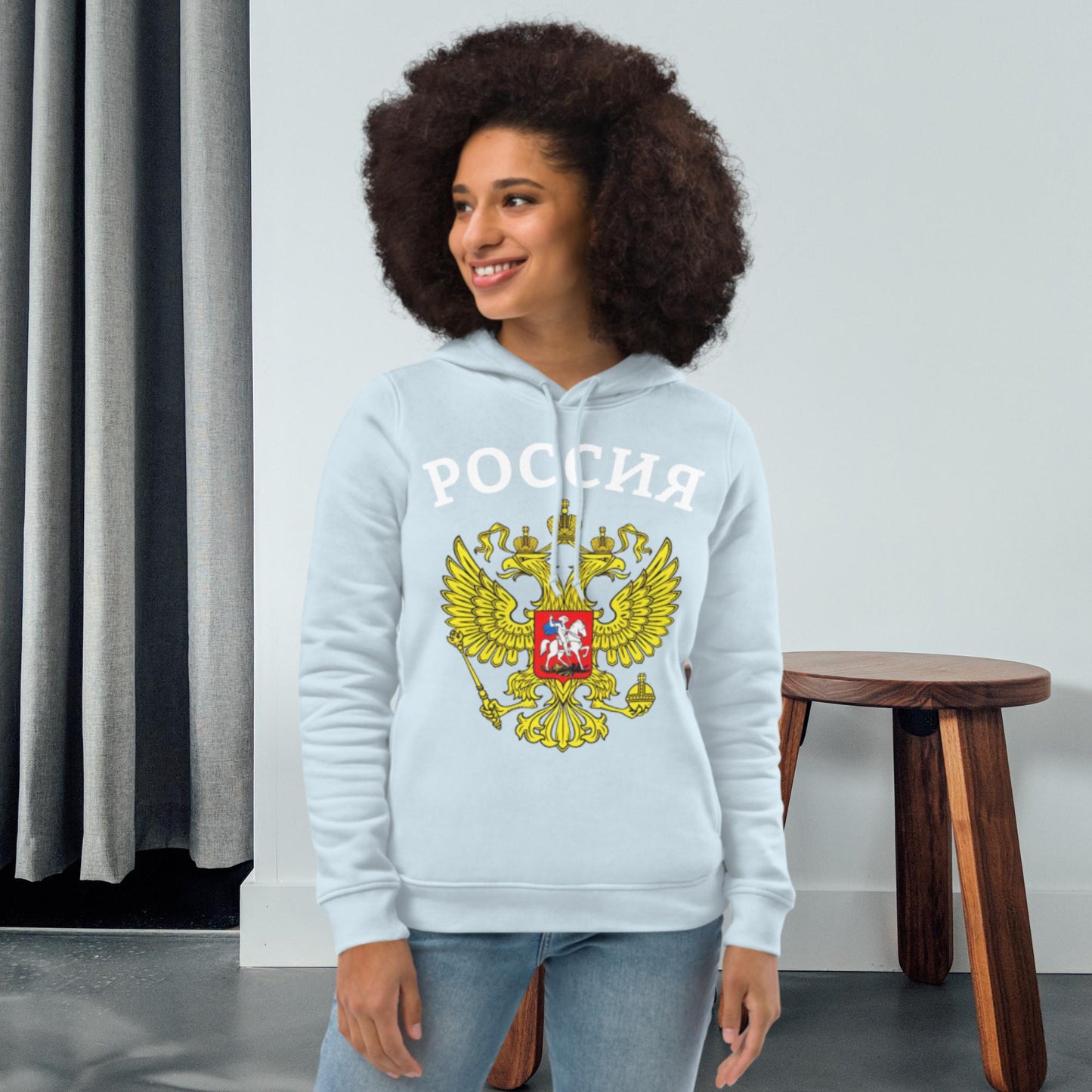 Enganliegender Bio-Hoodie für Damen in verschiedenen Farben