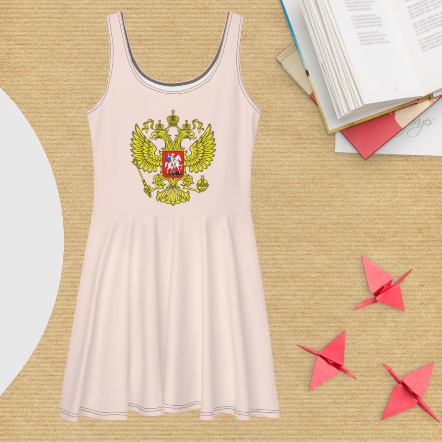 Skater-Kleid mit Russland-Wappen in Wisp Pink